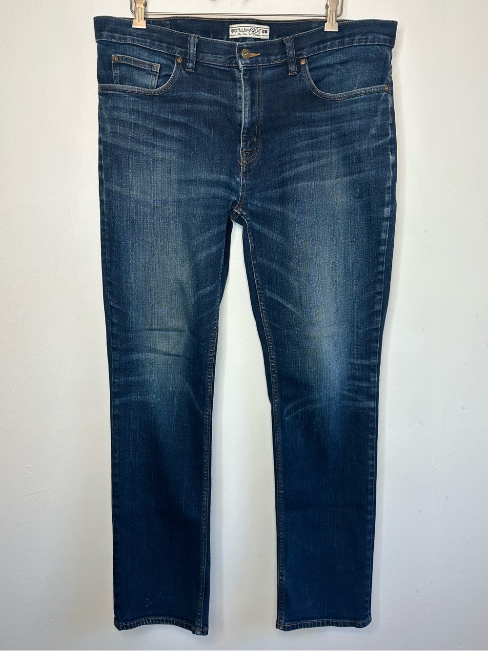 JOS. A. Bank Men’s Dark Wash Jean Tailored Fit Size 38x34 38 Casual Denim